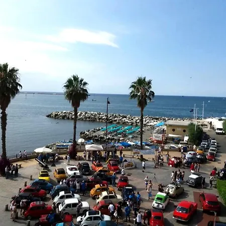 ゲストハウス L'oasi Di Relax *